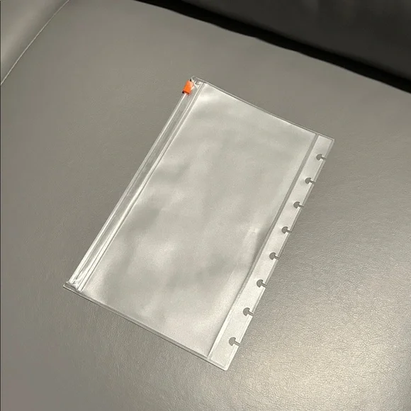 C&P pouch - ON HOLD - Picture 2 of 2